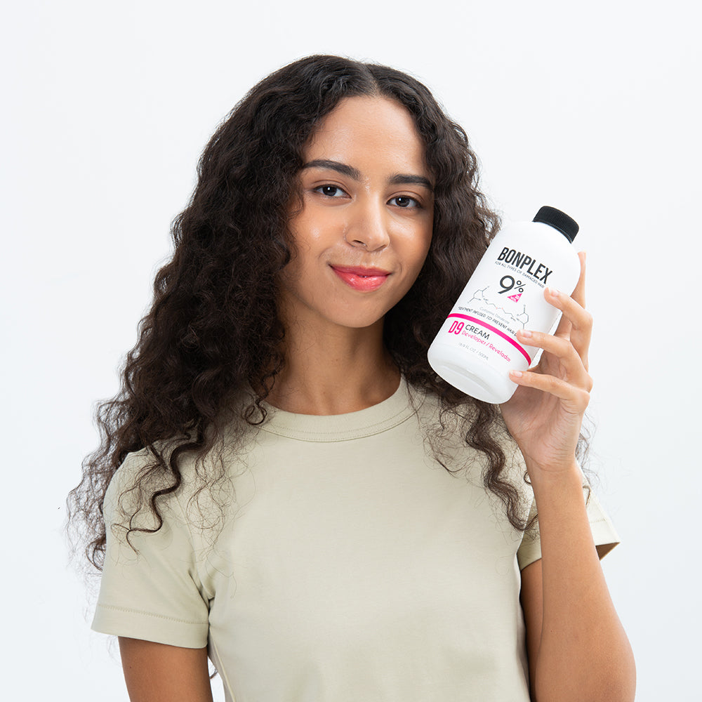 Bonplex Professional Cream Developer 9 percent volume 30 with model